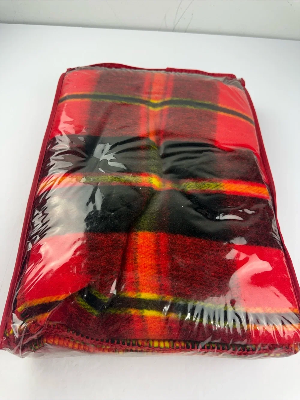Vintage Beacon Campbell Plaid Throw Blanket 45x72 Red Black Made in USA NEW